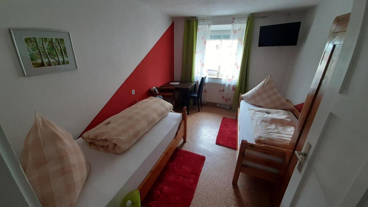 Apartmenthaus "Zum Birnbaum" Rosstal Eksteriør bilde
